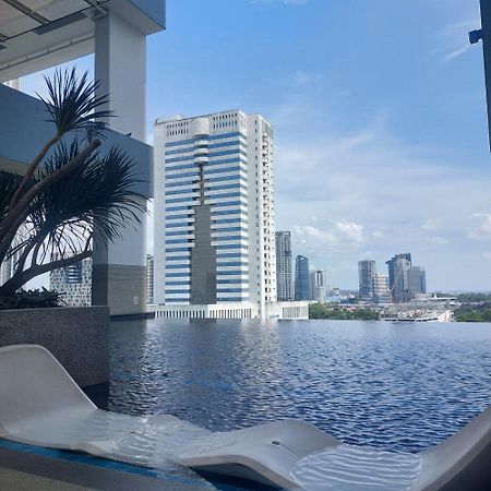 Twin Galaxy Jb Homestay By Summer Johor Bahru Zewnętrze zdjęcie